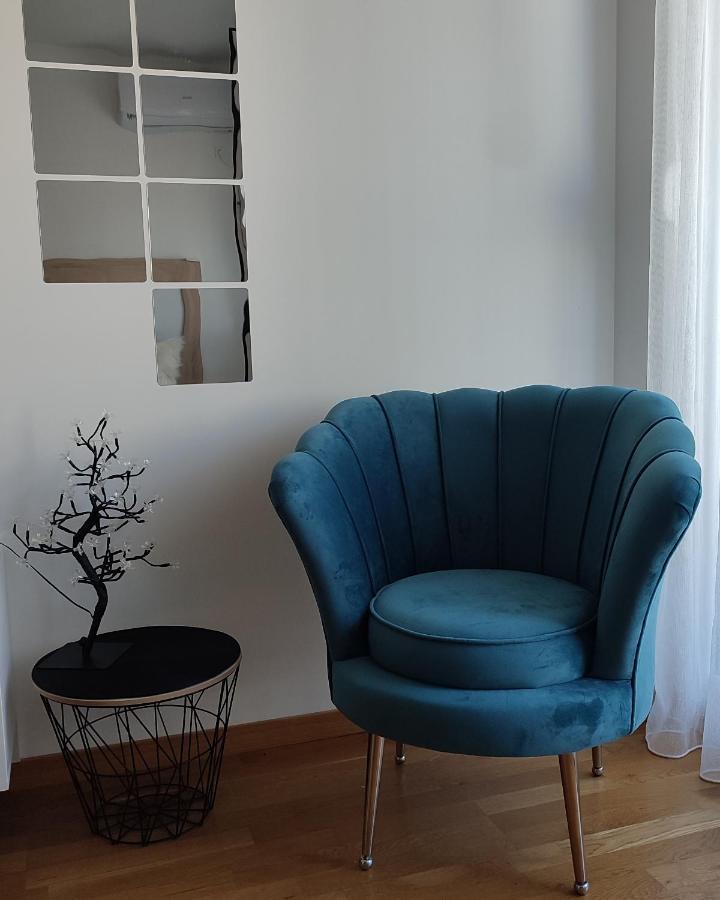 Apartmani Stari Aerodrom Podgorica Esterno foto