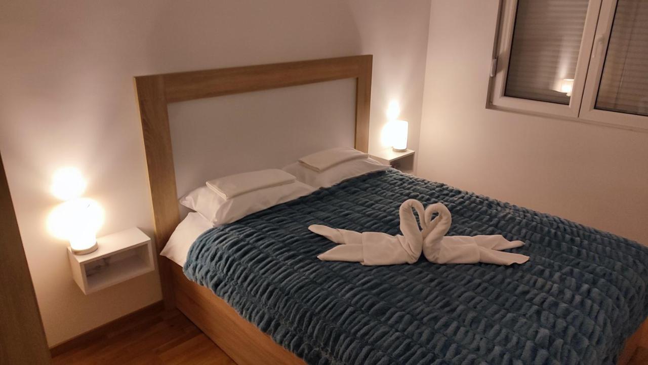 Apartmani Stari Aerodrom Podgorica Esterno foto