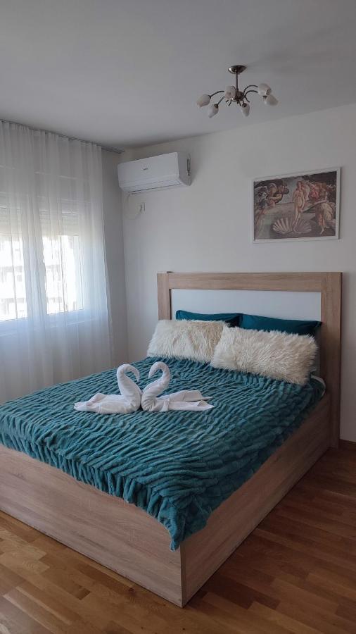 Apartmani Stari Aerodrom Podgorica Esterno foto