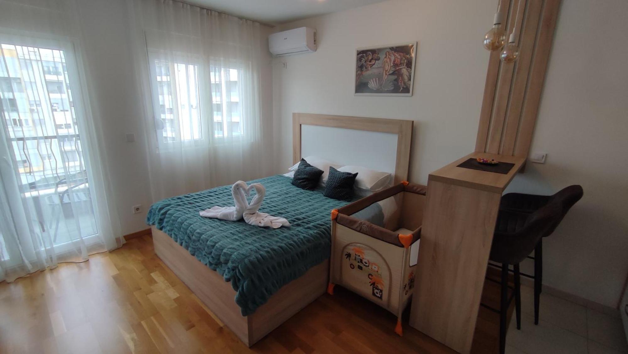 Apartmani Stari Aerodrom Podgorica Esterno foto