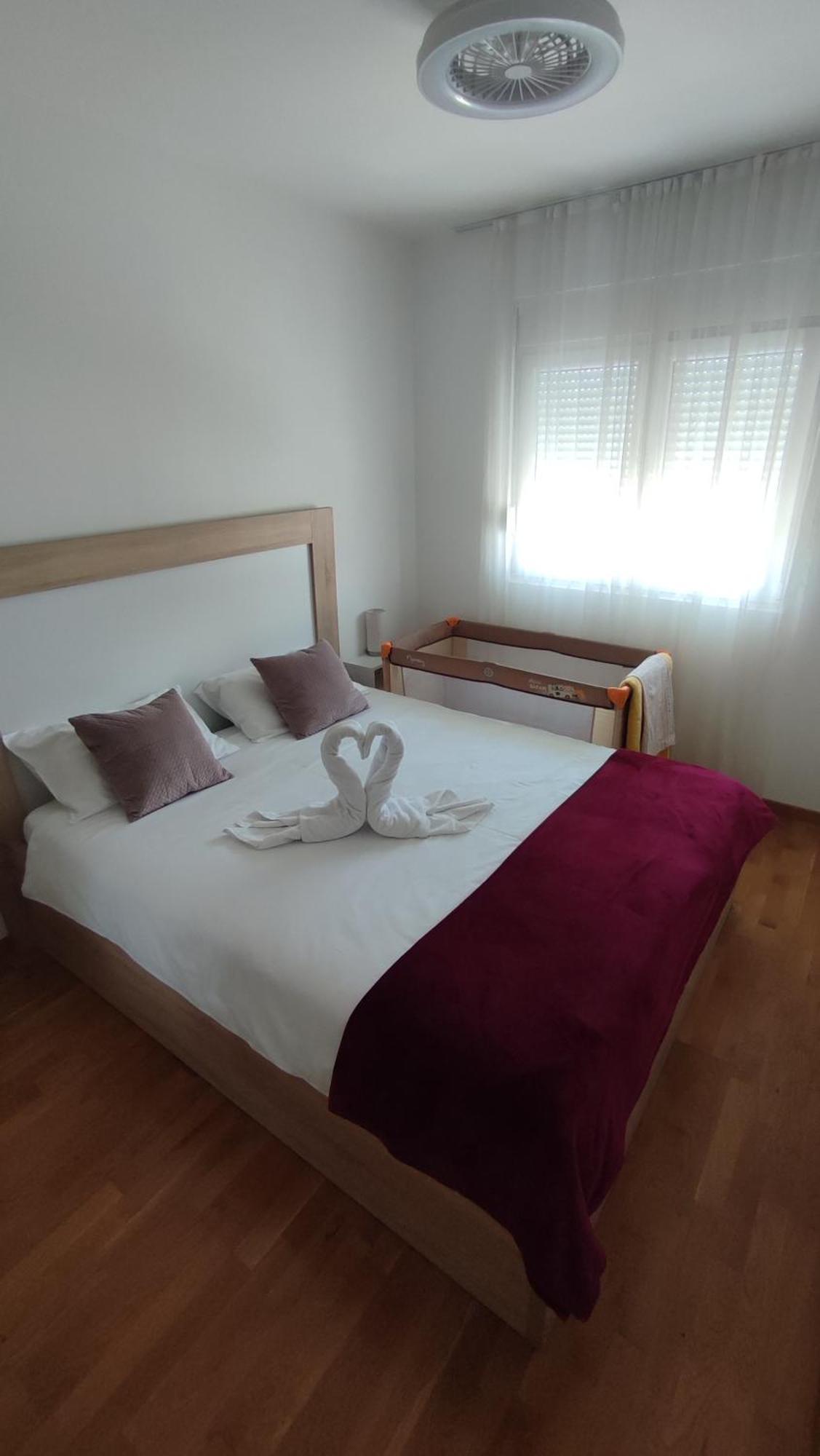 Apartmani Stari Aerodrom Podgorica Esterno foto
